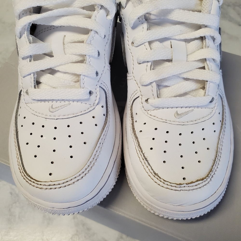 Nike air force 1's grade school size 11 - Picture 7 of 9